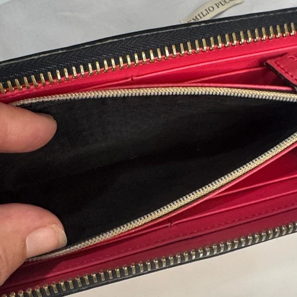 Emilio Pucci Saffron Yellow Leather Zip-Around Wallet – Made in Italy - Picture 8 of 11